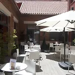 The Book Factory By Gaiarooms Hostel