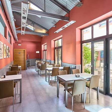 אכסניה The Book Factory By Gaiarooms וייאדוליד