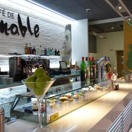 The Book Factory By Gaiarooms Albergue *