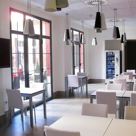 The Book Factory By Gaiarooms Albergue *