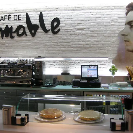 Albergue The Book Factory By Gaiarooms *