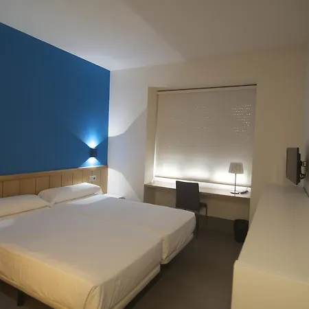 The Book Factory By Gaiarooms Albergue Valladolid