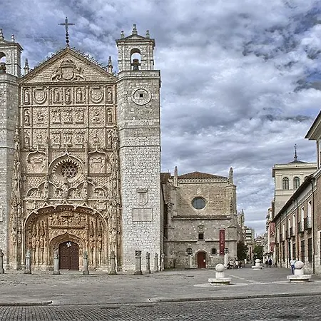 The Book Factory By Gaiarooms Albergue *