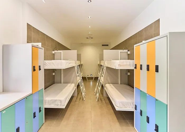 Auberge de jeunesse The Book Factory By Gaiarooms *