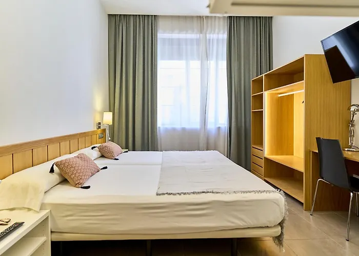 Auberge de jeunesse The Book Factory By Gaiarooms *