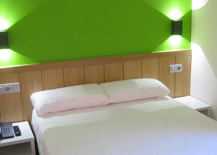 Auberge de jeunesse The Book Factory By Gaiarooms *