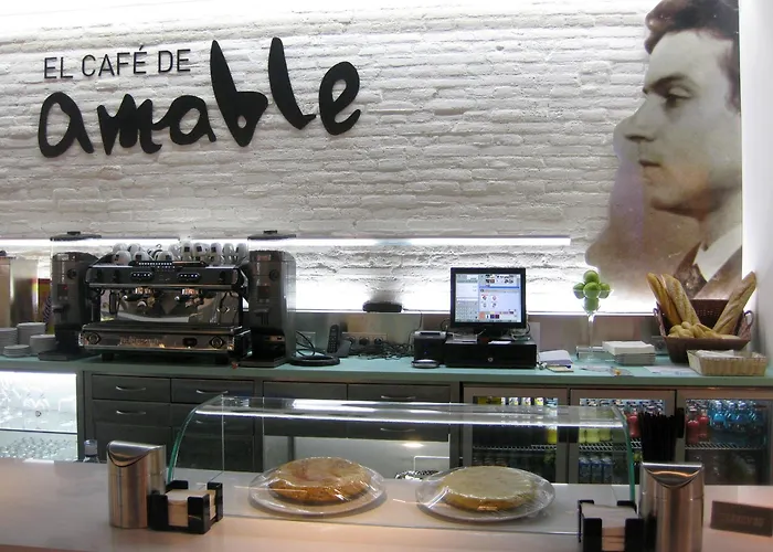 Auberge de jeunesse The Book Factory By Gaiarooms *